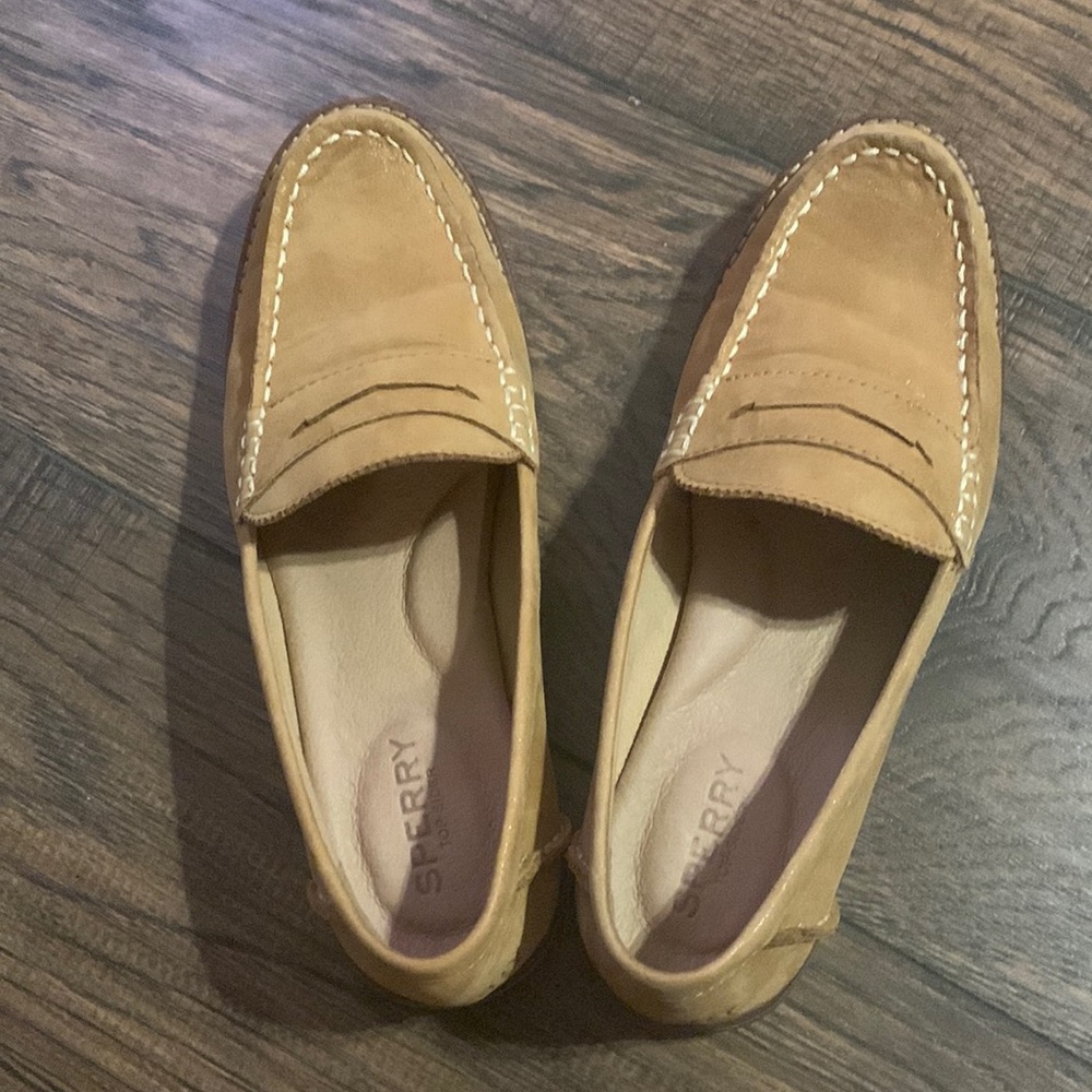 Tan Sperry Dockers